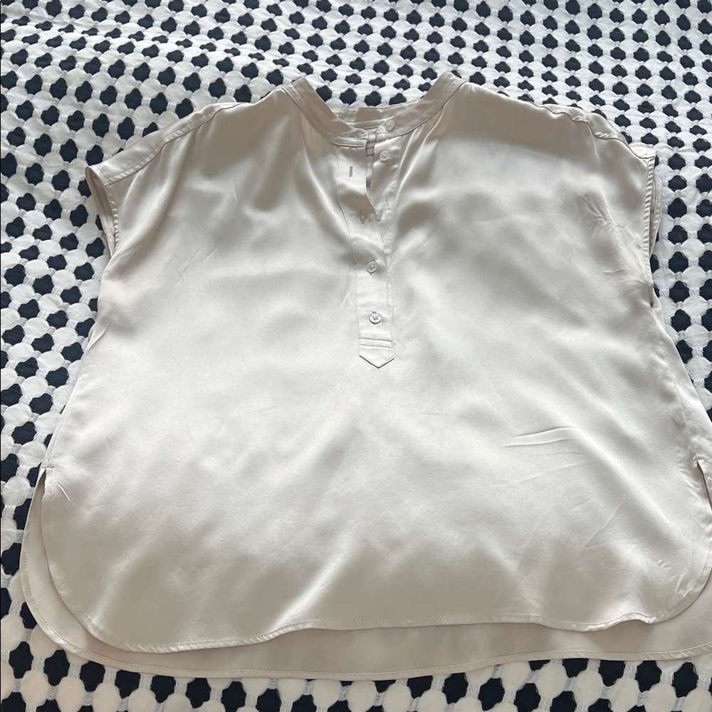 Banana Republic Resort Silk “Serenade” Blouse - Picture 2 of 14